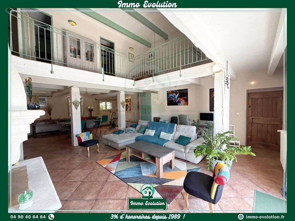 Maison 178 m² à Camaret-Sur-Aigues  - photo 4