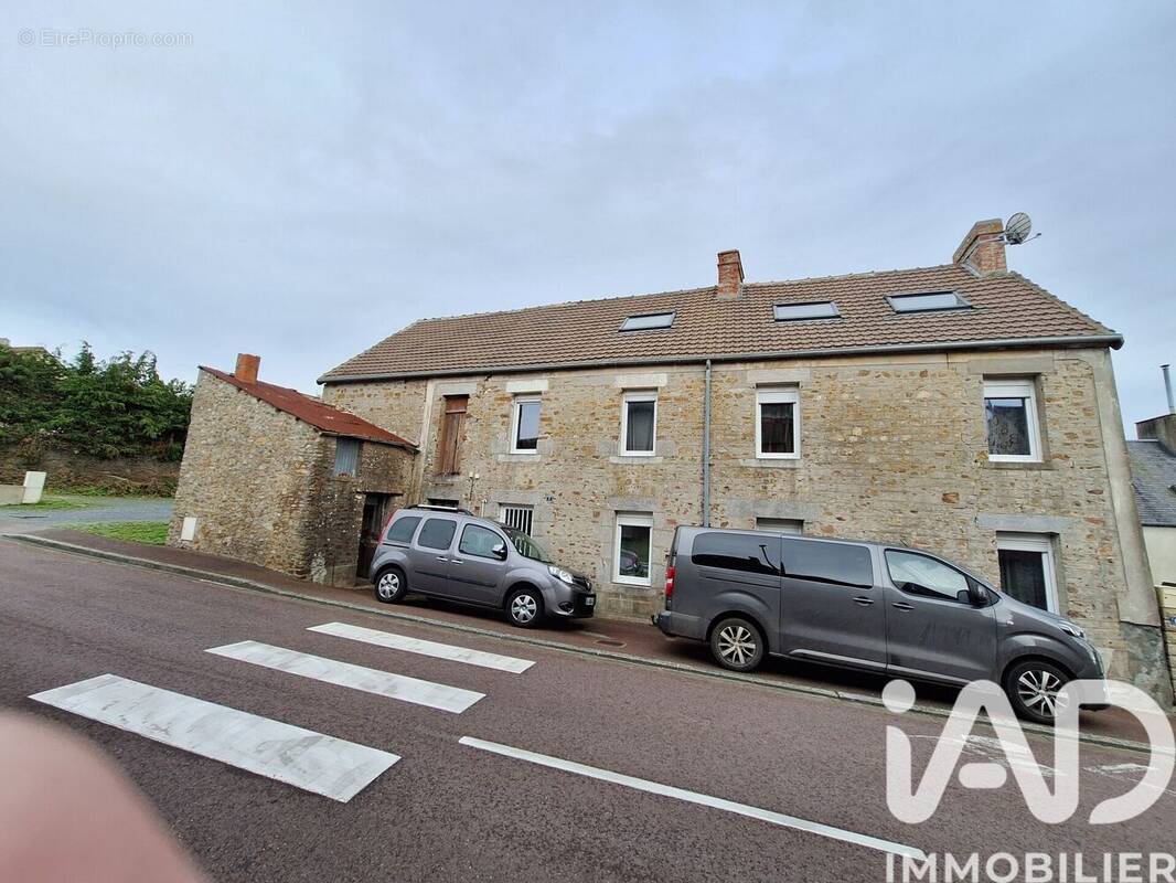 Photo 1 - Maison à CREANCES