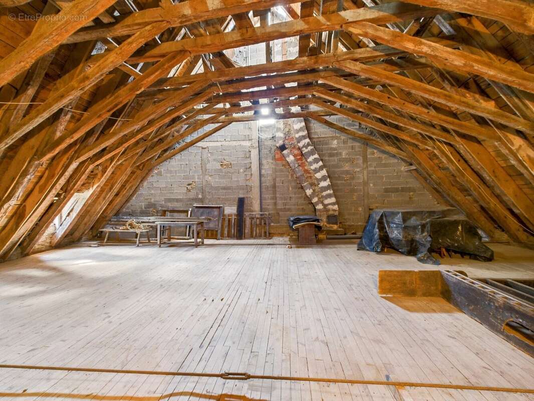 Maison à SAUVETERRE-DE-ROUERGUE