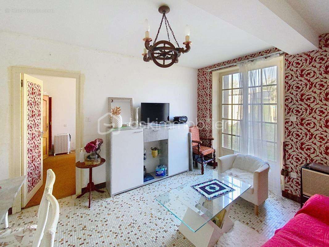 Maison à CHAMBEUGLE