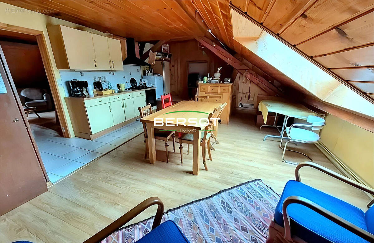 Appartement à CHAUX-NEUVE