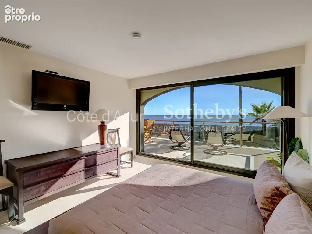 Saint Raphaël Anthéor, villa contemporaine pieds dans l’eau sur la Corniche d’Or - photo 19
