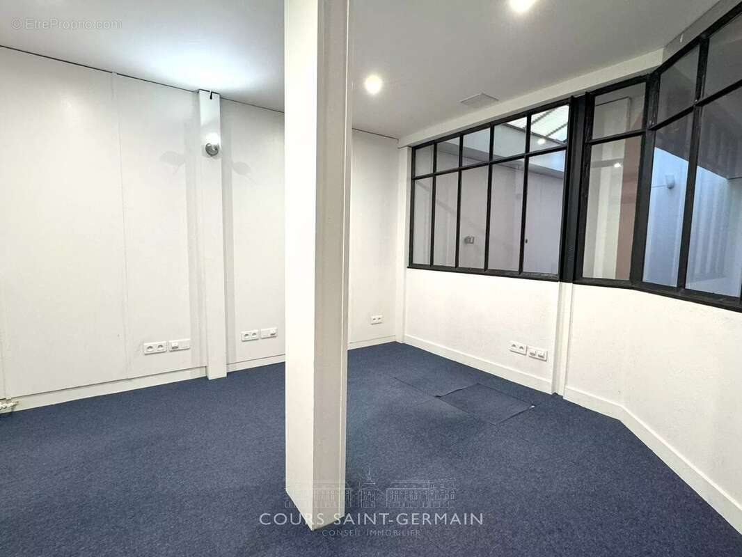 Commerce à PARIS-17E