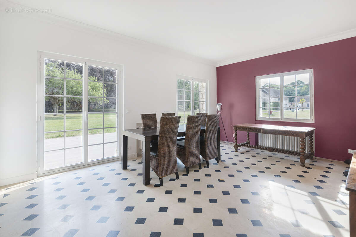 Maison à CHAMPCUEIL