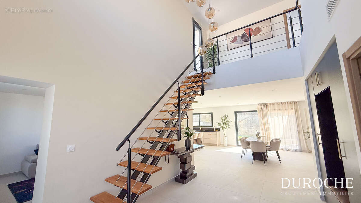 Maison à ORANGE