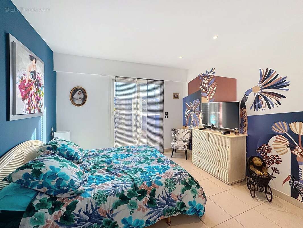 Appartement à MANDELIEU-LA-NAPOULE