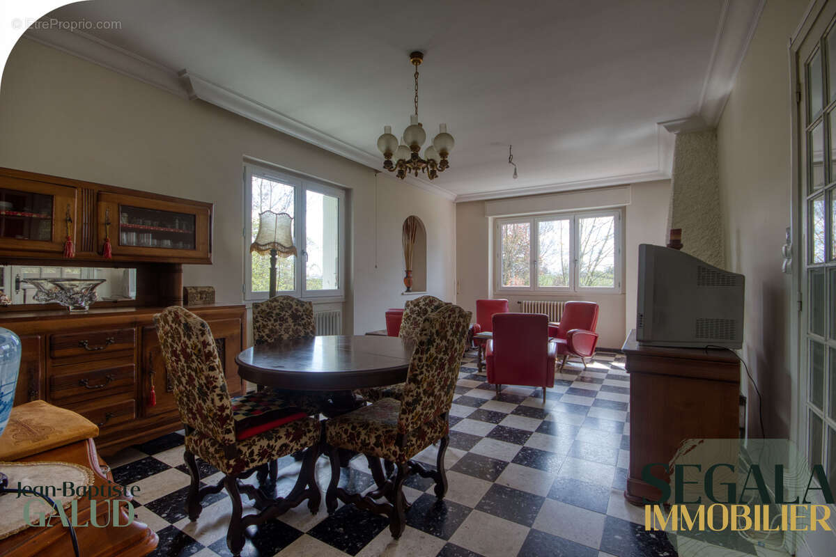 4 chambres de plain-pied, volumes généreux, terrain de plus d’1 hectare - photo 7