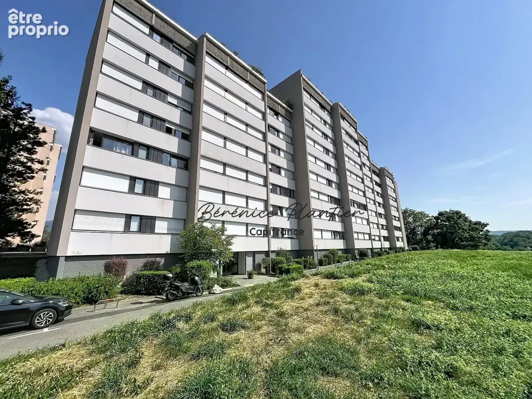 Appartement avec vue sur la piscine et le parc - photo 10