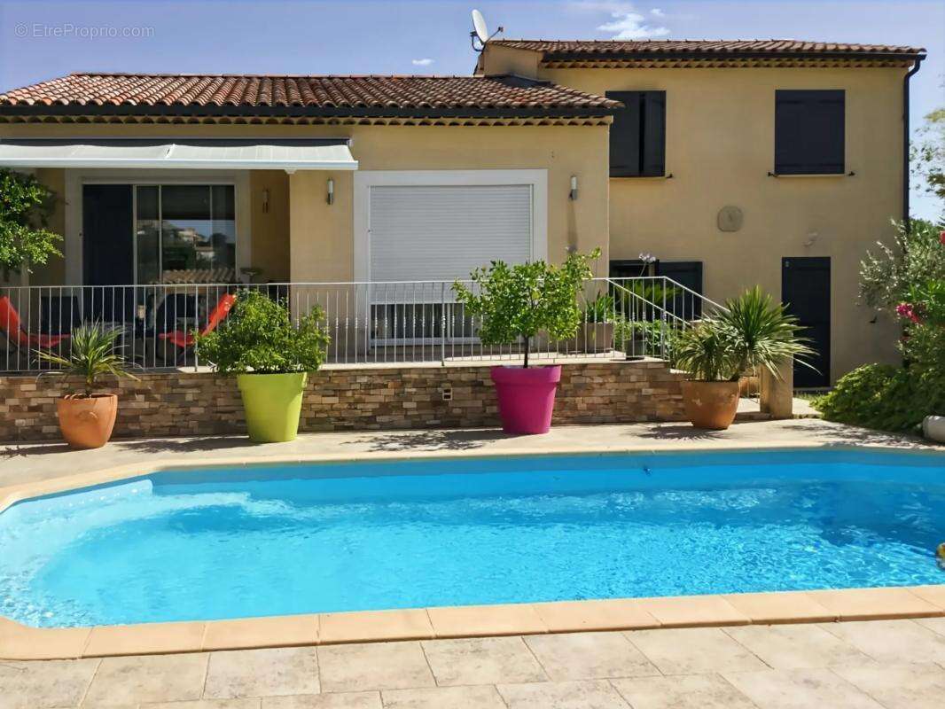 Maison à VILLENEUVE