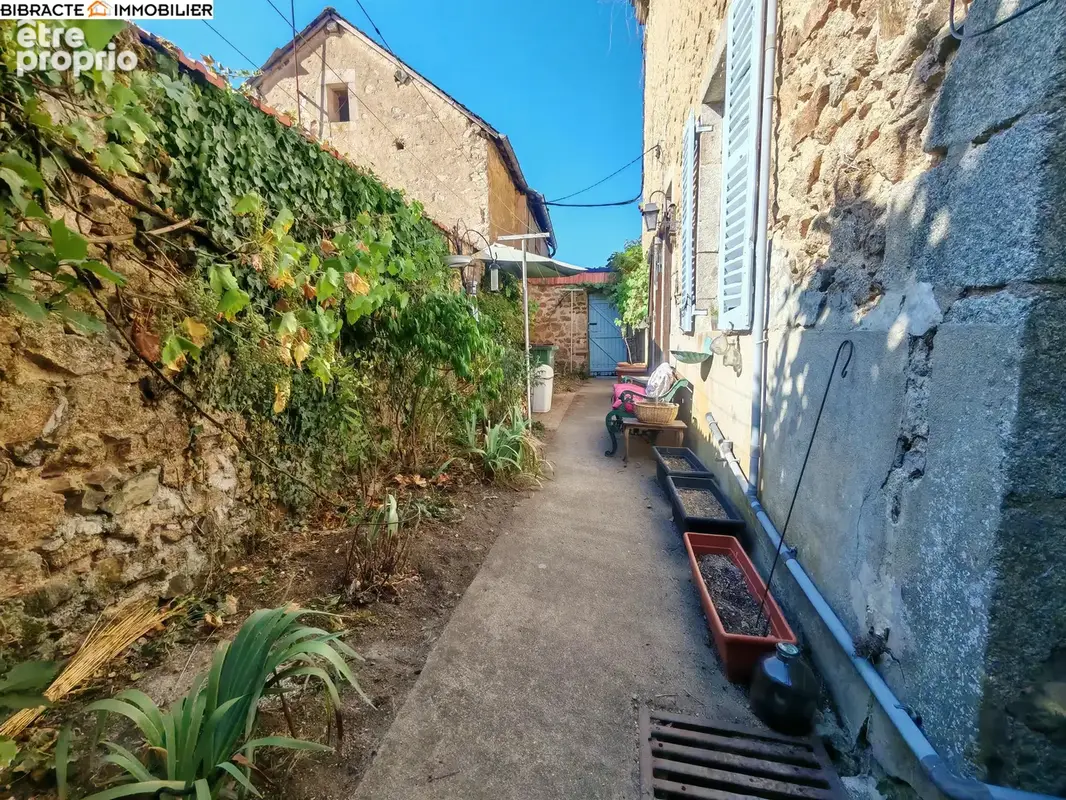 Maison 240 m² à Larochemillay  - photo 6