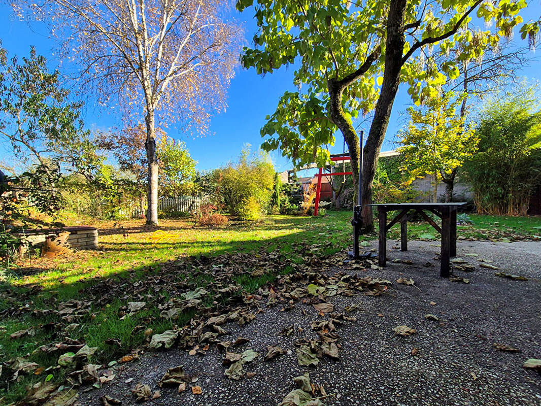 Maison à PAGNY-SUR-MEUSE