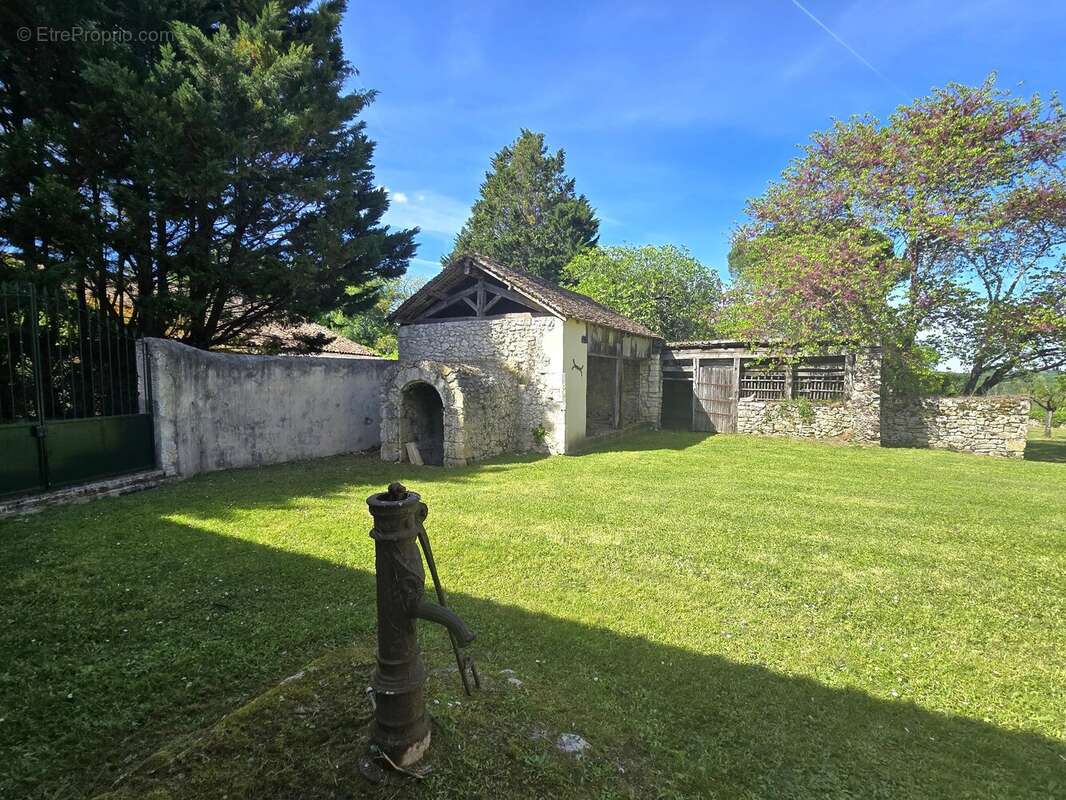 Maison à SAINT-ANTOINE-DE-BREUILH