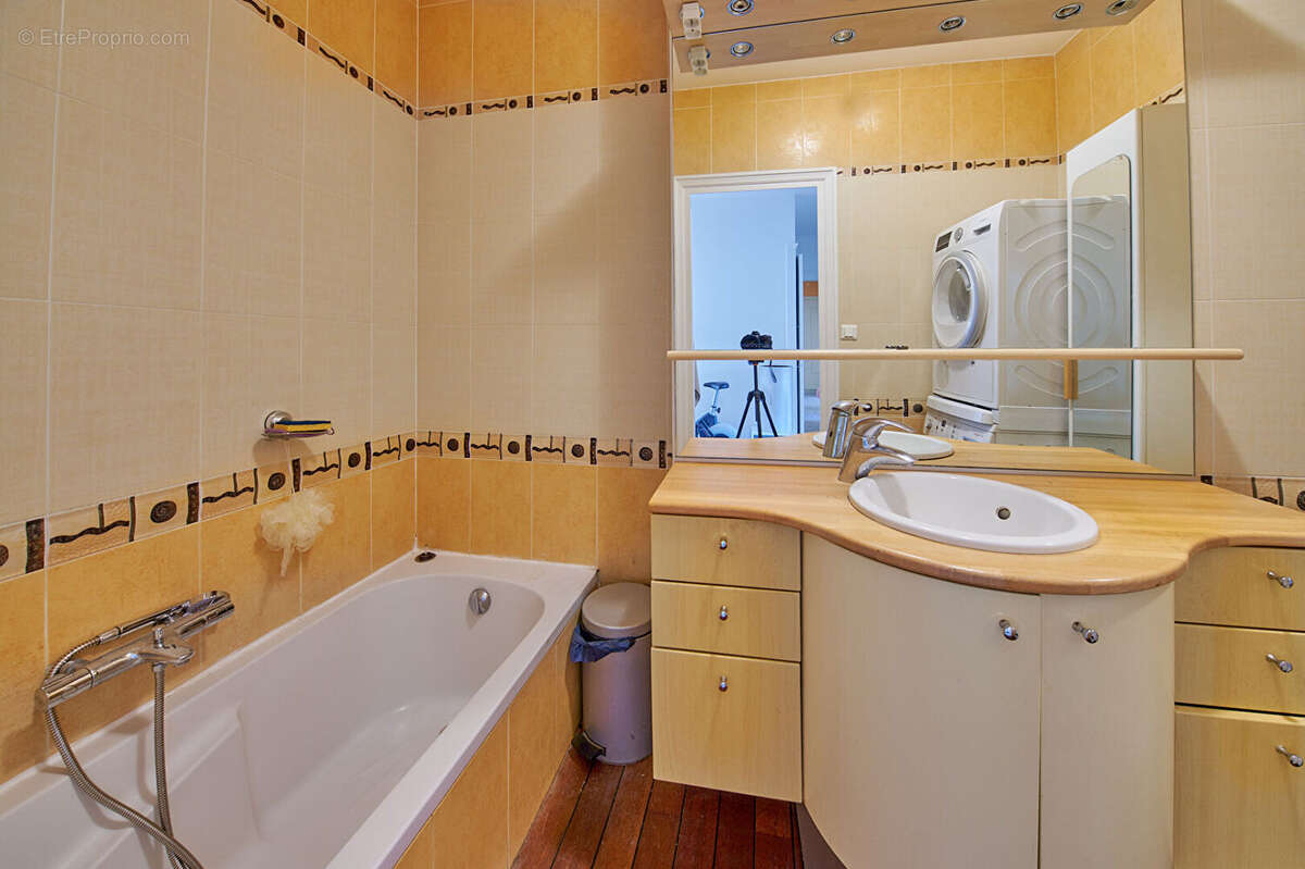 Appartement à LYON-6E