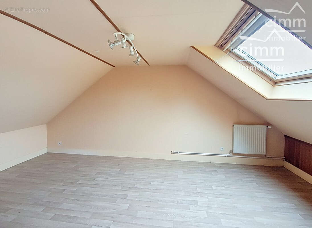Maison 123 m² à Noyal-Chatillon-Sur-Seiche  - photo 6