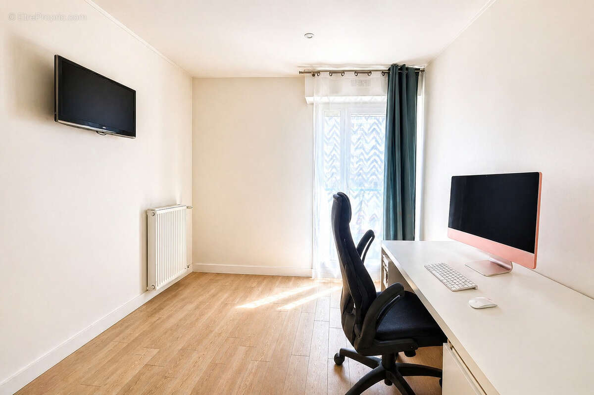 Appartement à COLOMBES