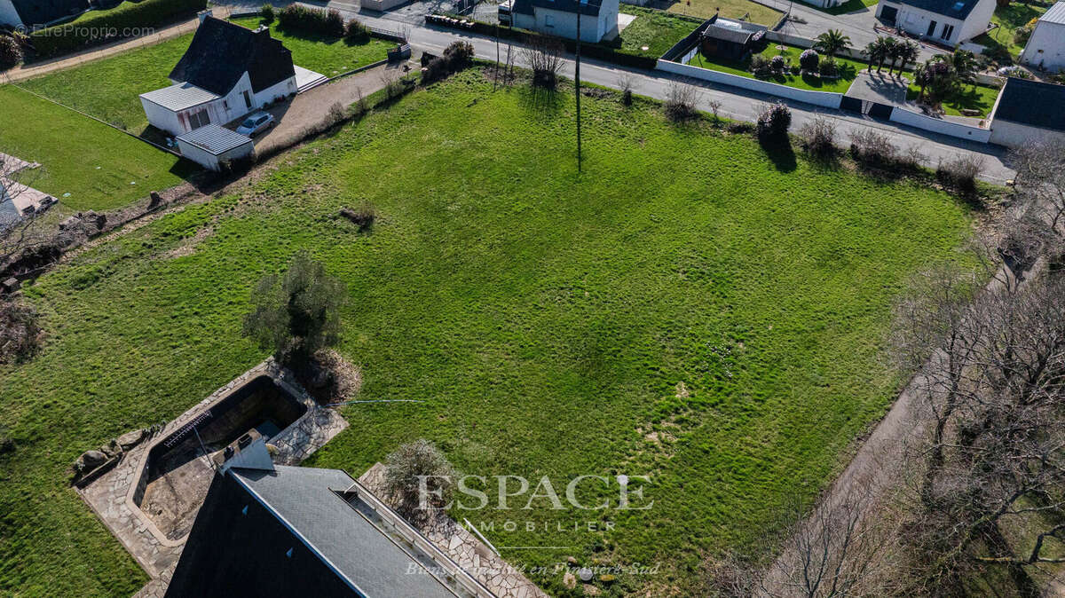 Terrain à CONCARNEAU