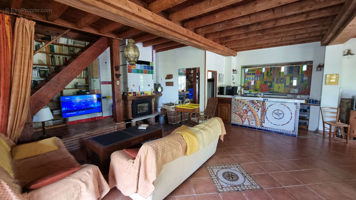 Maison à L&#039;ISLE-EN-DODON