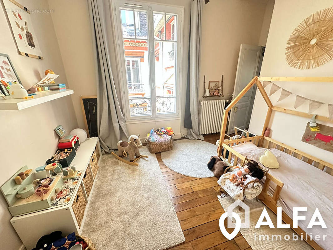 Appartement à ENGHIEN-LES-BAINS