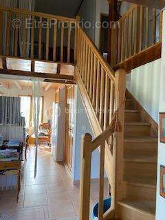 Maison à VILLECOMTAL-SUR-ARROS