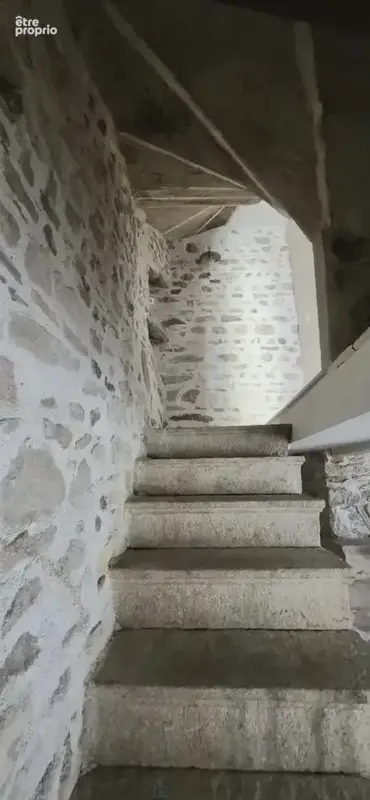 Maison de caractere lovee au coeur de montpeyroux, plus beau village de france - photo 9