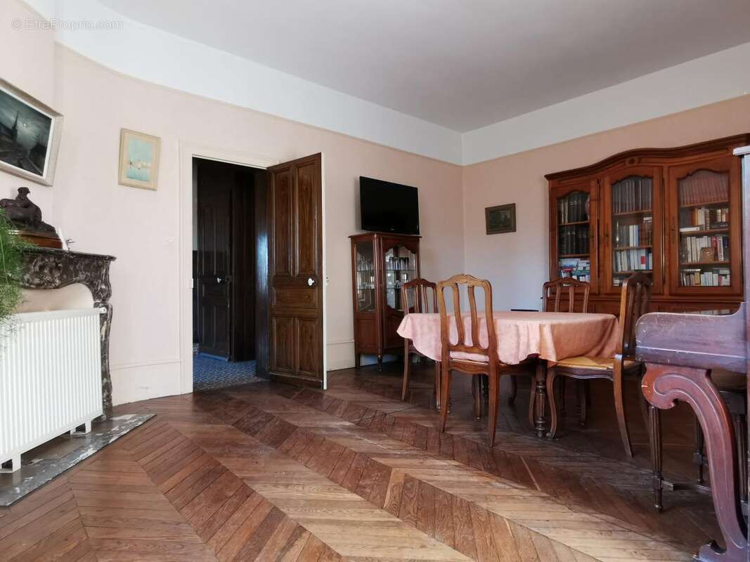 Maison à AUBIGNY-AU-BAC