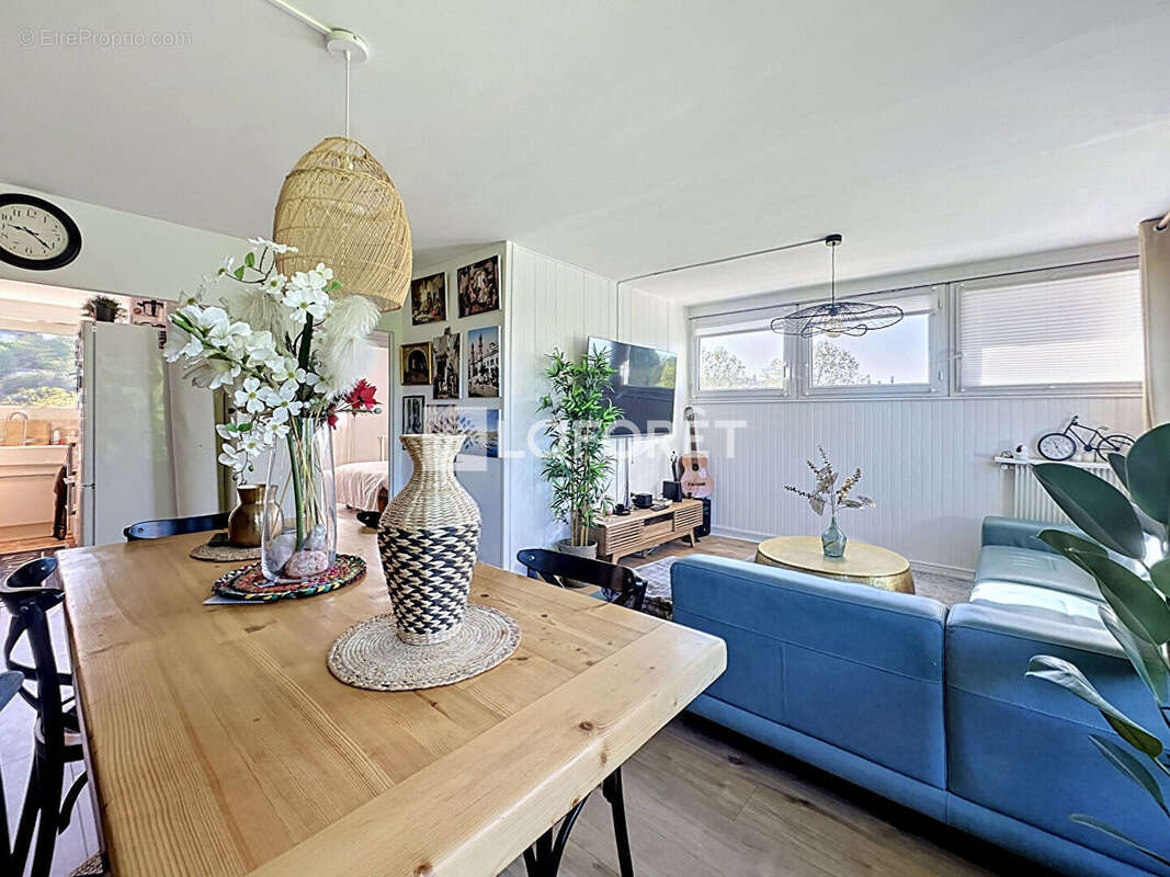 Appartement à CHAMPIGNY-SUR-MARNE