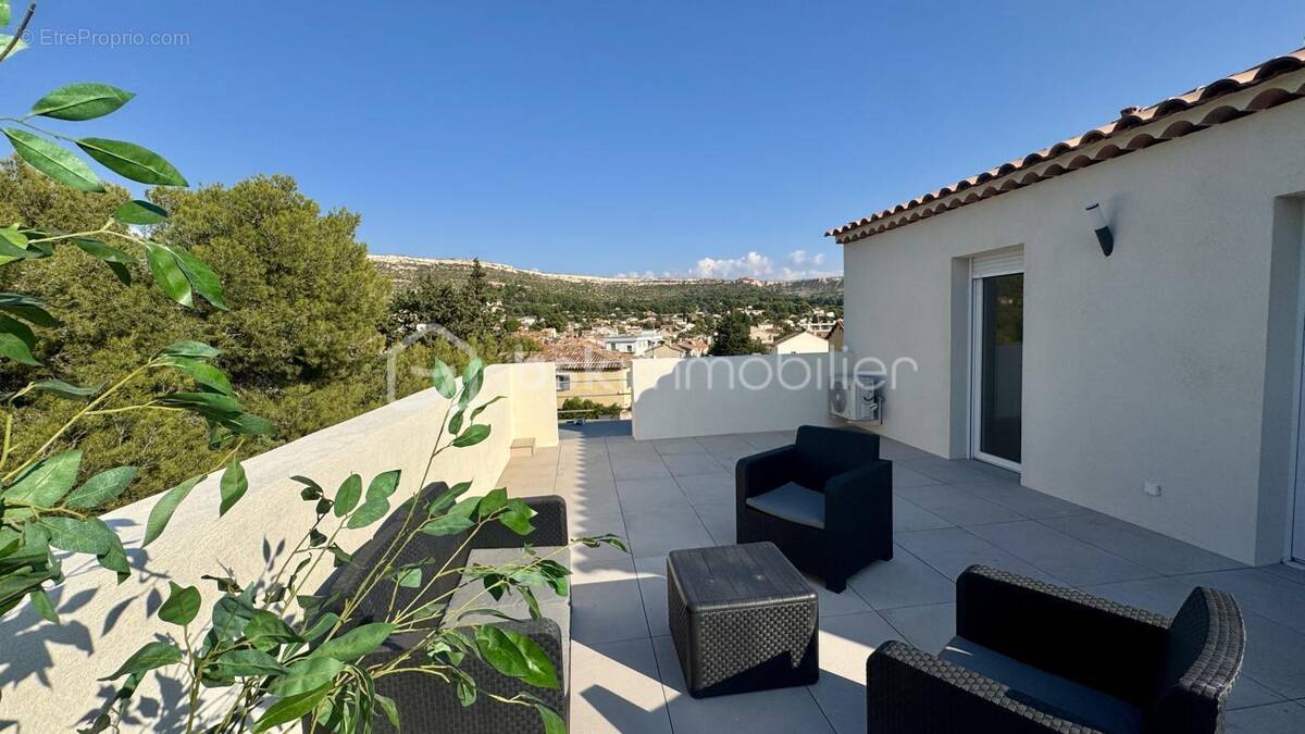 Appartement à ROGNAC