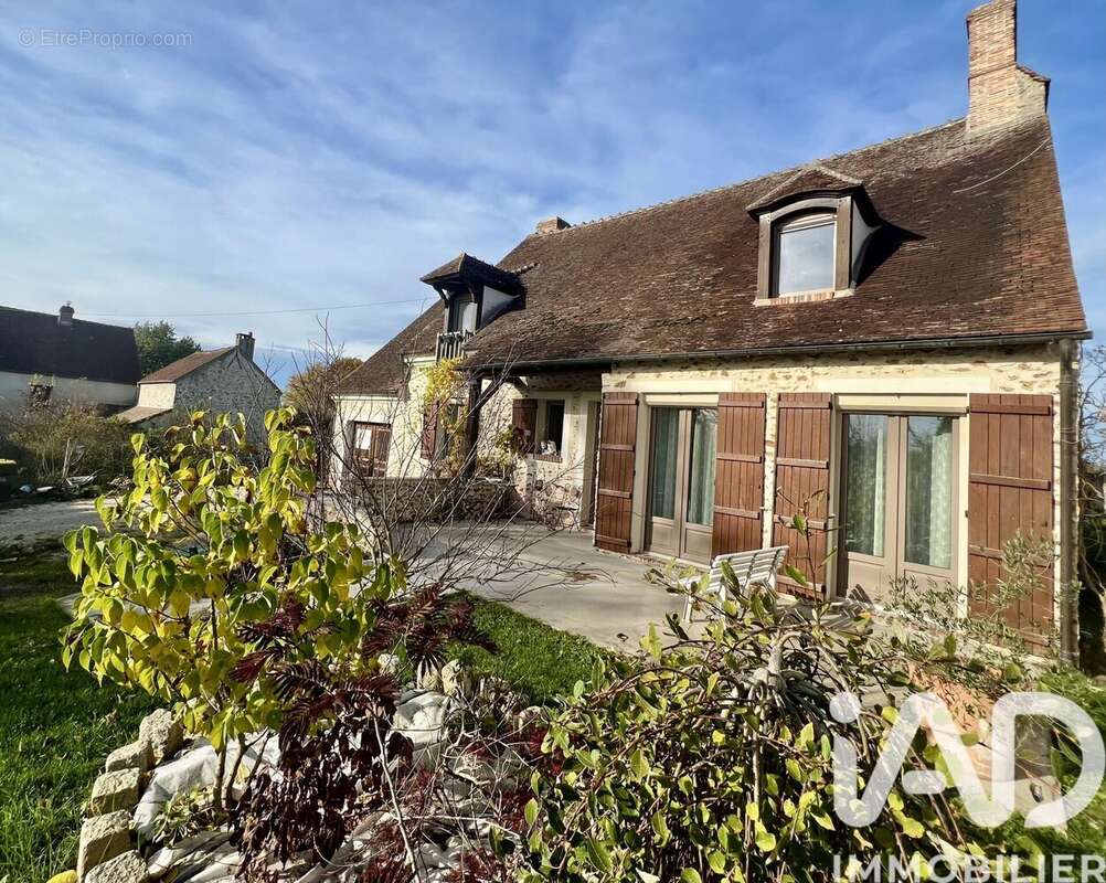 Photo 2 - Maison à JOUY-SUR-MORIN