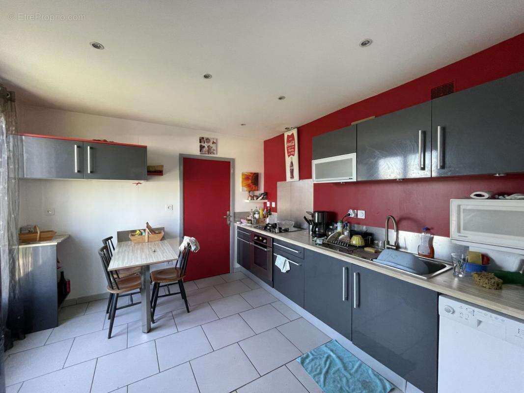 Maison à CARBON-BLANC