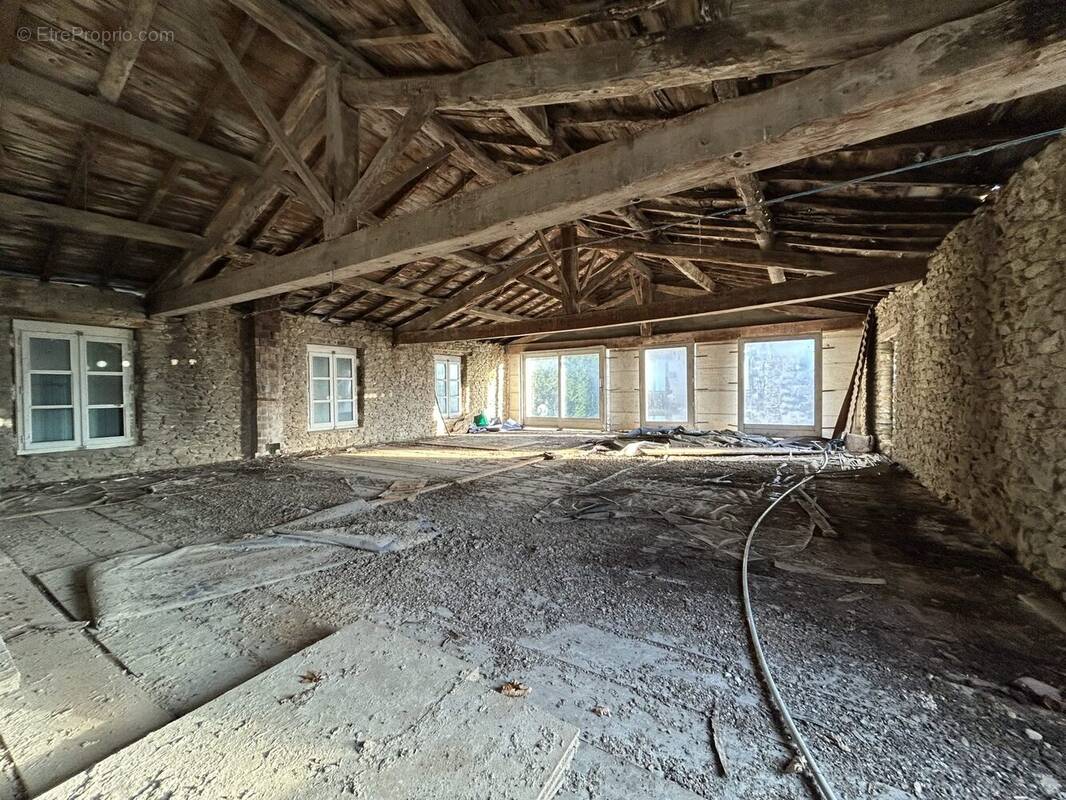Appartement à MARGES