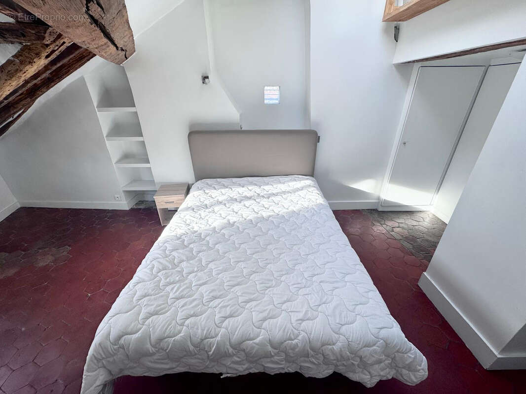 Appartement à PARIS-3E