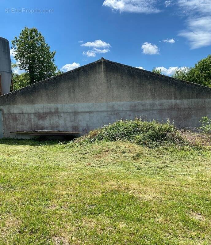 Maison à SAINT-SORNIN-LEULAC