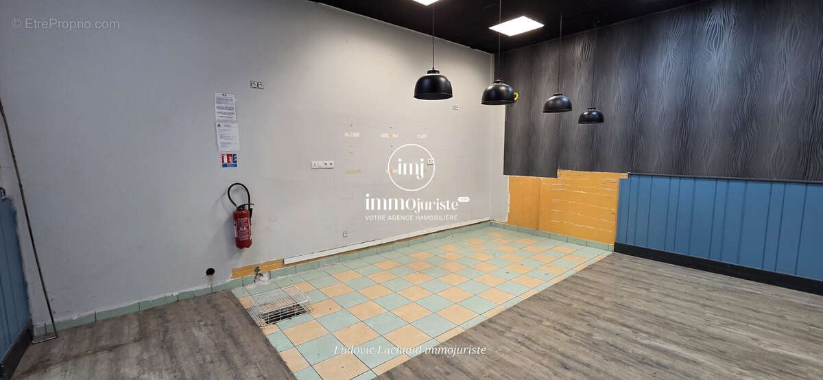 Commerce 113 m² à Limoges  - photo 2