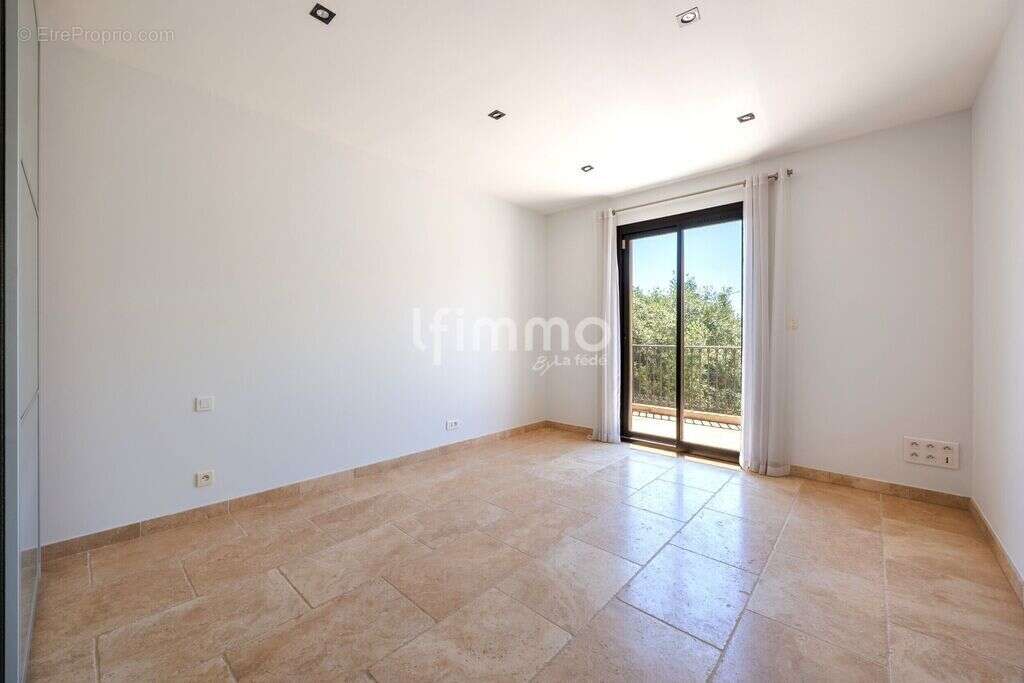 Maison à MARSEILLE-12E