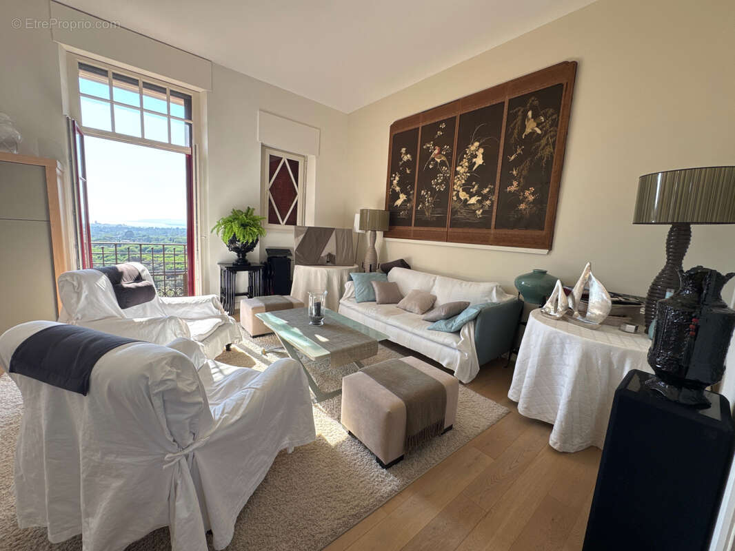 Appartement à SAINT-RAPHAEL