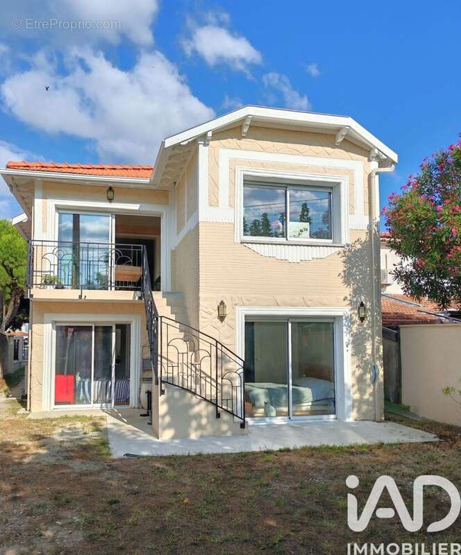 Photo 2 - Maison à MERIGNAC