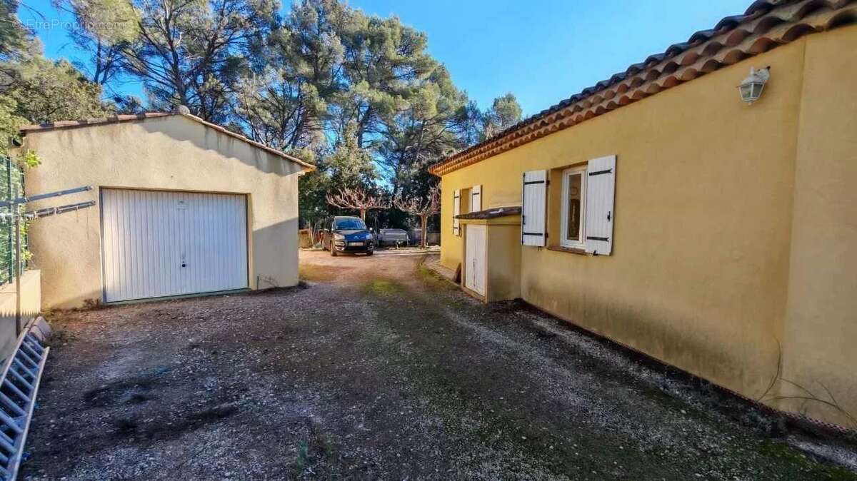 Maison à DRAGUIGNAN