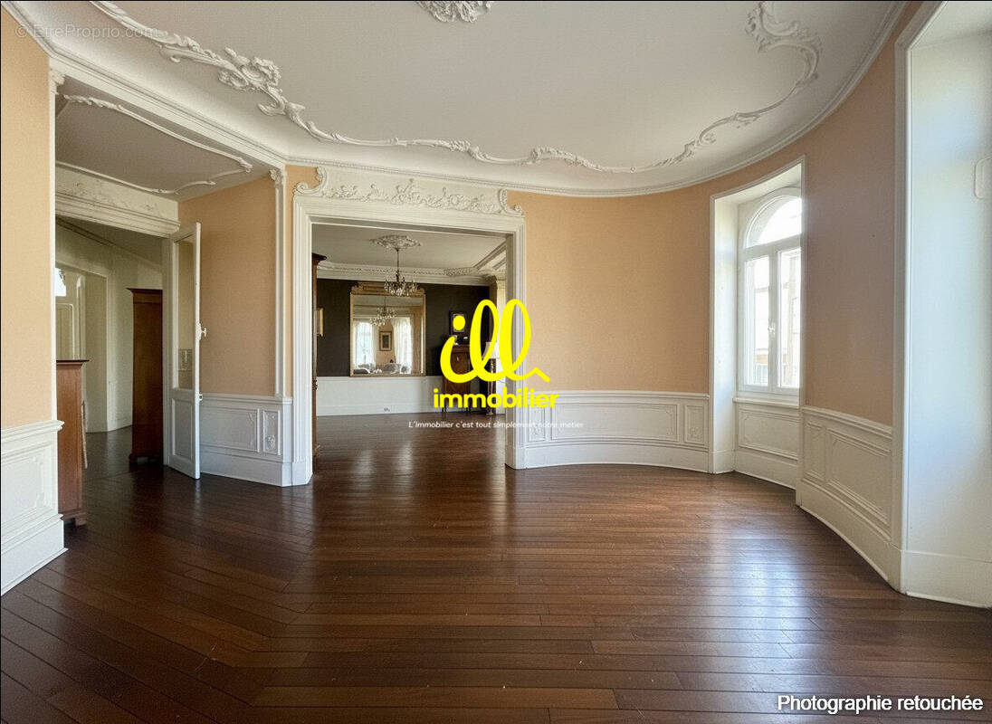 Appartement à CHARLEVILLE-MEZIERES