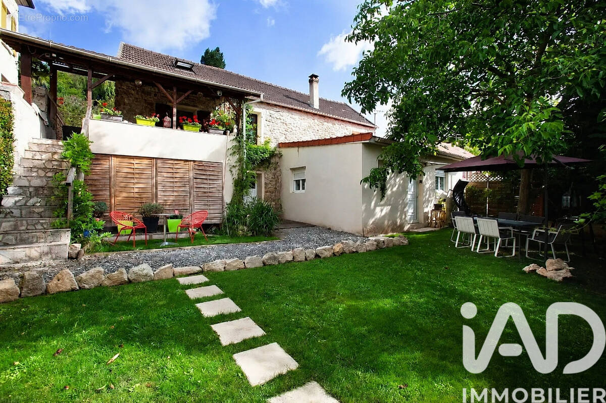 Photo 1 - Maison à HARDRICOURT