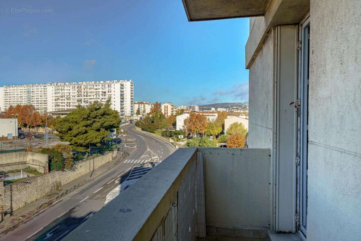 Appartement à MARSEILLE-14E
