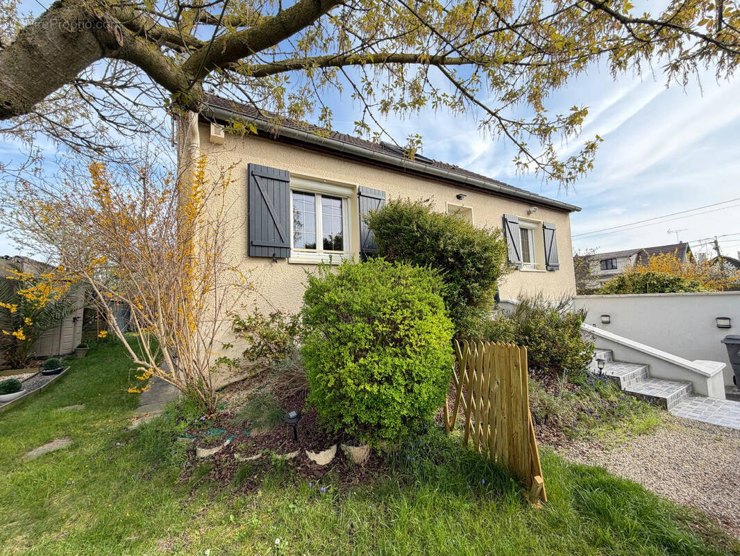 Maison à MITRY-MORY