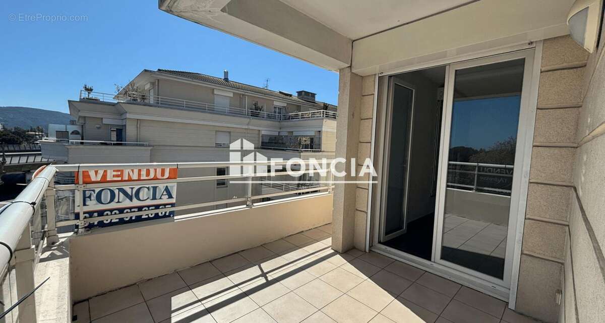 Appartement à MANDELIEU-LA-NAPOULE