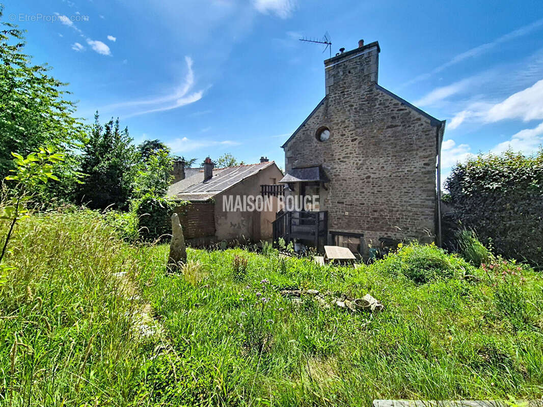 Maison à LANVALLAY
