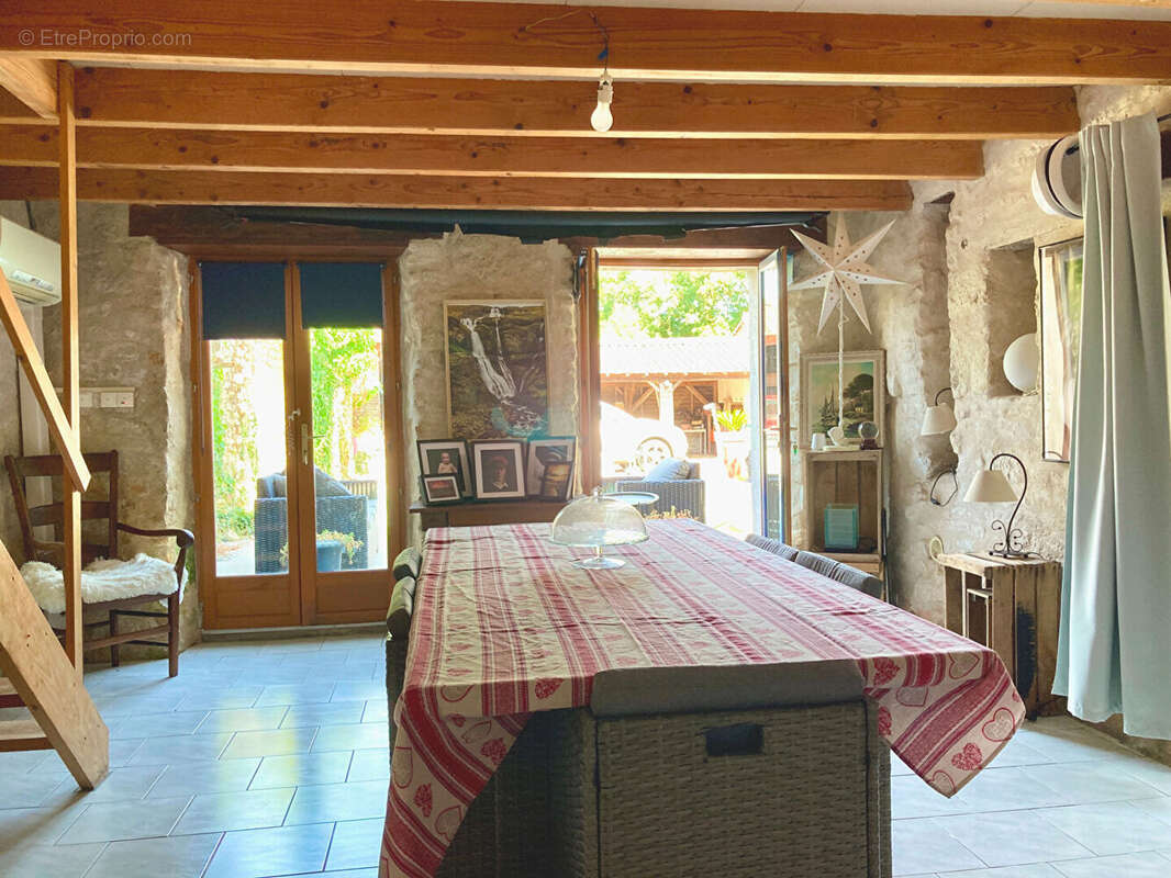 Maison 150 m² à Coulonges-Sur-L'autize  - photo 6