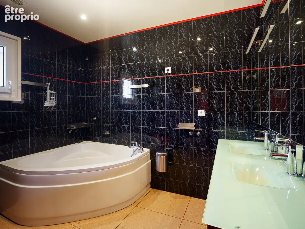 Maison Replonges 7 pièces 181 m2 - photo 8