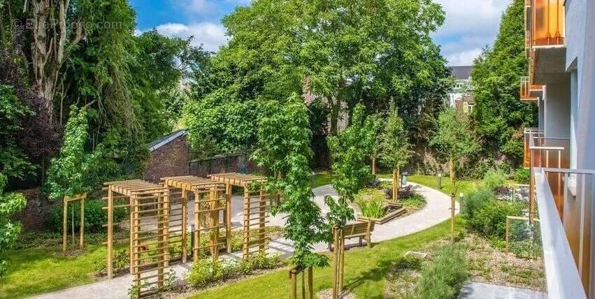 INVESTISSEMENT LOCATIF  TOURCOING  Résidence Seniors Les Jardins d'Arcadie - 5,22 % de rentabilité - photo 10