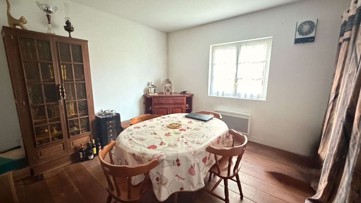 Maison à BELIN-BELIET