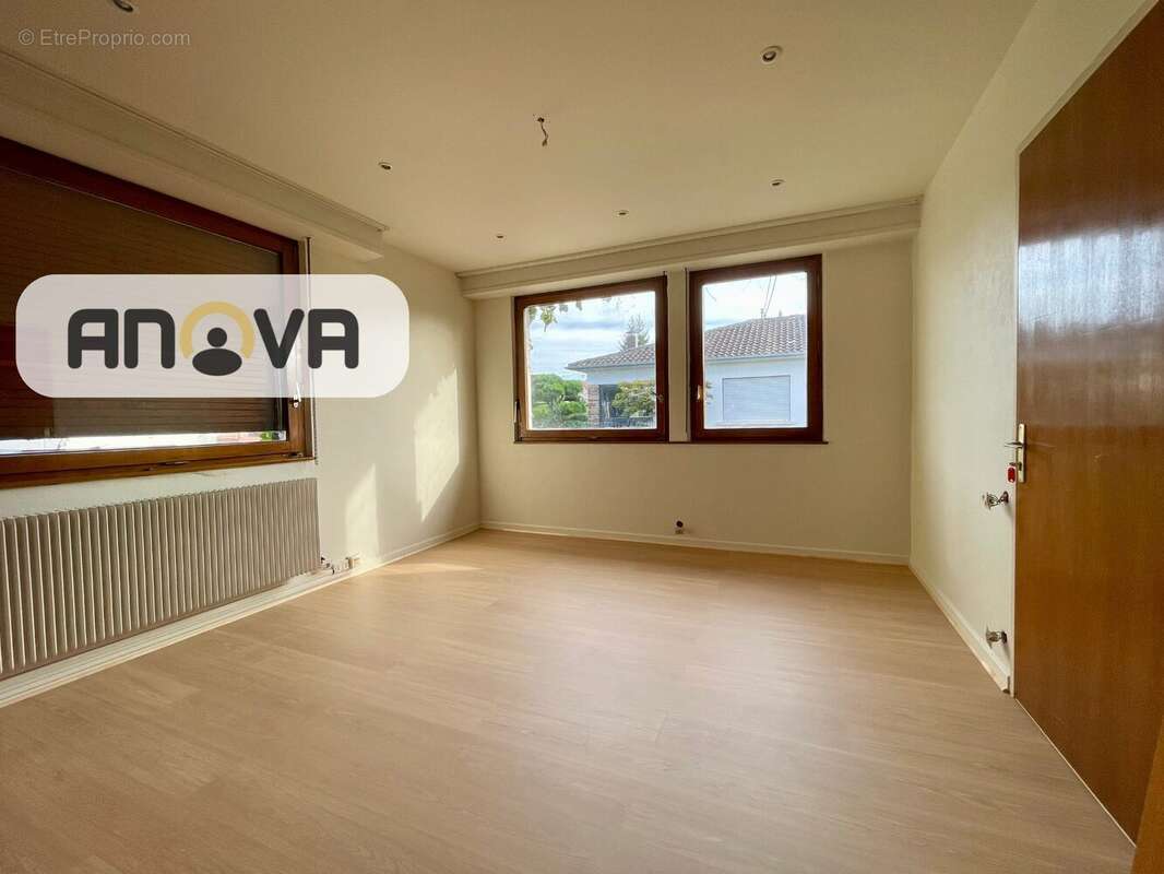 Maison 196 m² à Brumath  - photo 8