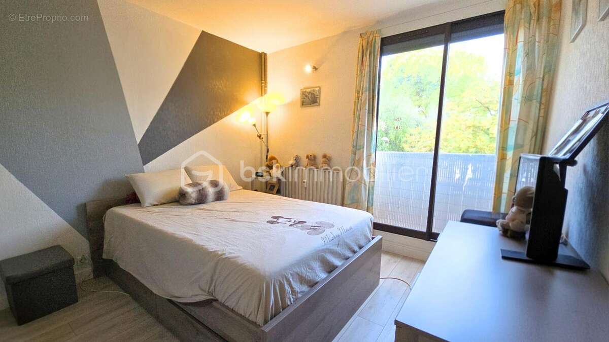 Appartement à LA VALETTE-DU-VAR