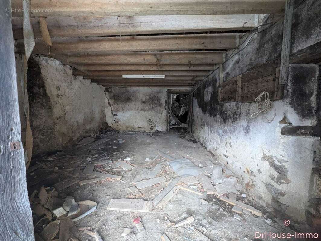 Autre à TOUVOIS